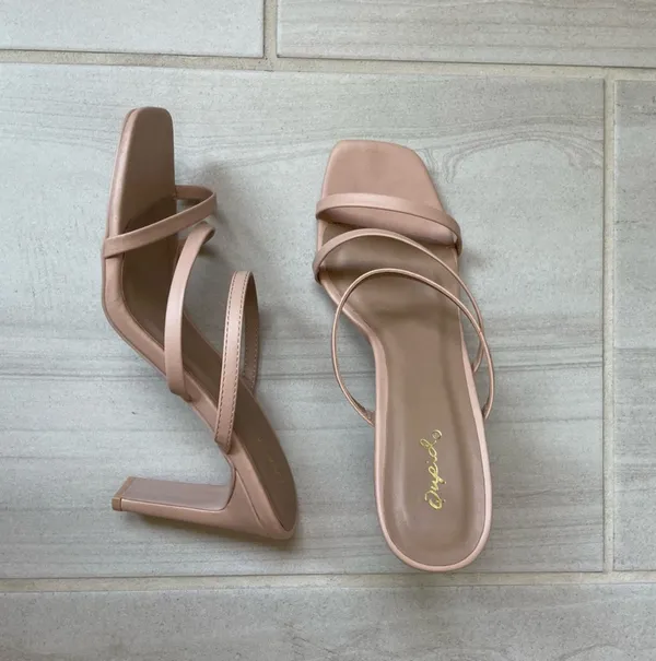 Qupid Blush Link Strappy Square Toe Heels Sandals 7.5 Block Heel Dressy Shoes - Image 5