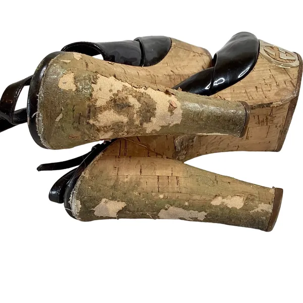 GUCCI black patent cork platform sandal - Image 9