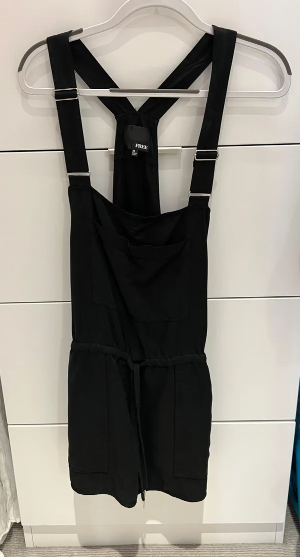 Aritzia Wilfred Free Black Beatriz Romper - Image 3