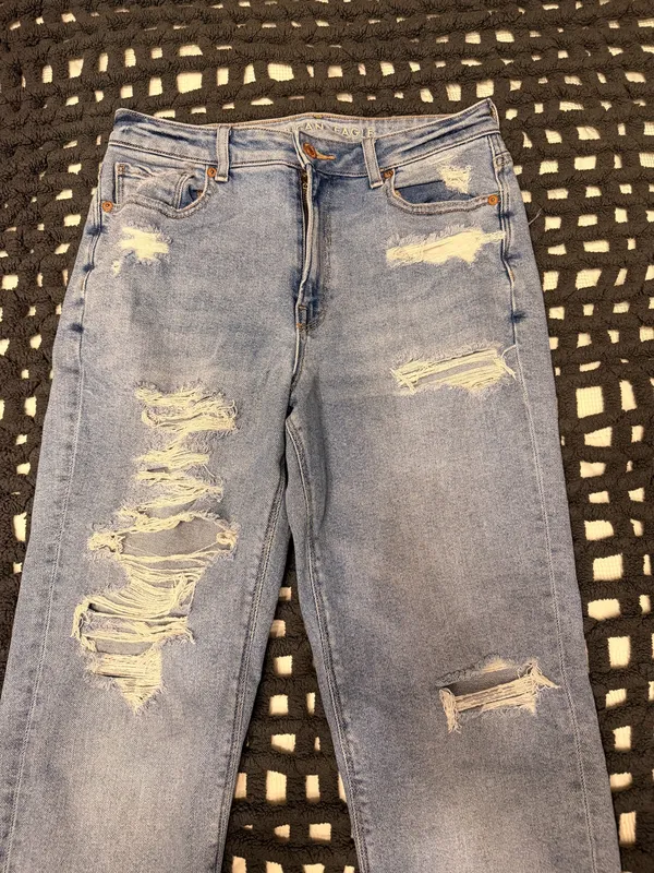American Eagle mom jeans ripped high waisted  - Image 2