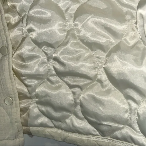 Bucket List Quilted Jacket Women’s Medium White - Image 6