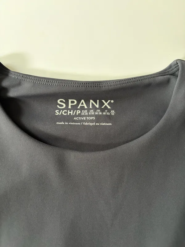 NWT! SPANX Gray Active Peplum Tank - Image 3