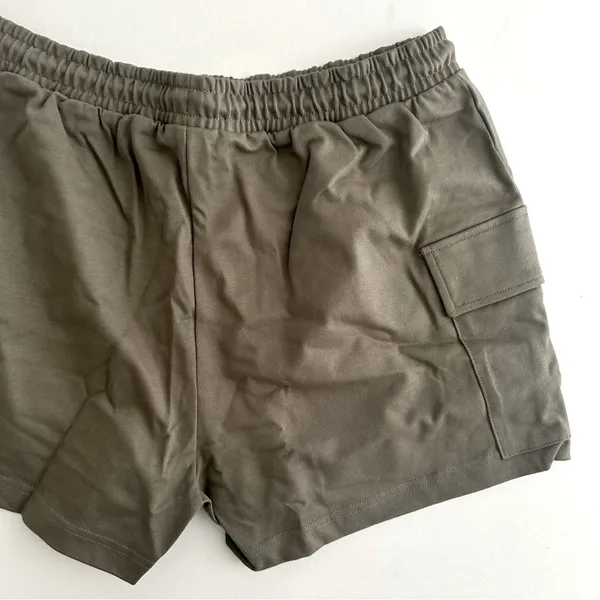 Gymshark M Cargo Pocket Shorts - Image 5