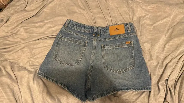 Thrills High-Waisted Jean Shorts - Image 4
