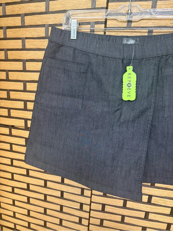 AnyBody black denim skirt size medium - Image 3