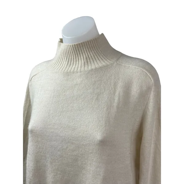 Banana Republic Women's Beige Long Sleeve Turtleneck Knit Sweater Top Size M - Image 2
