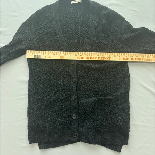 Madewell‎ Kent Cardigan Sweater Heather Charcoal Grey V-Neck Button Front Pocket - Image 4