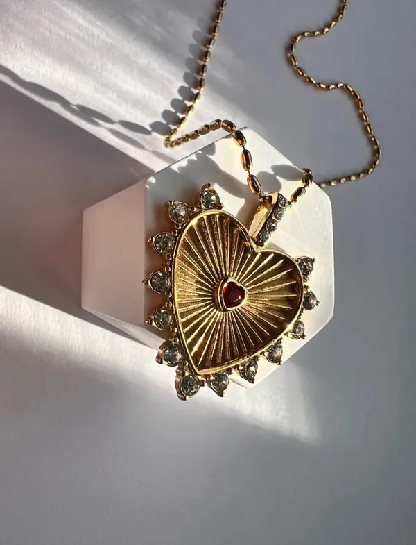 Gold heart necklace Valentine’s Day jewelry - Image 3