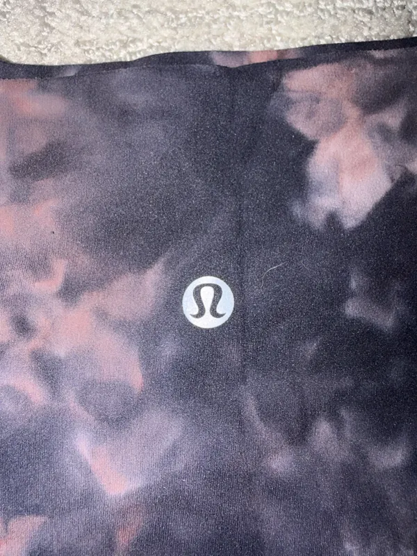 Lululemon Align Shorts - Image 4