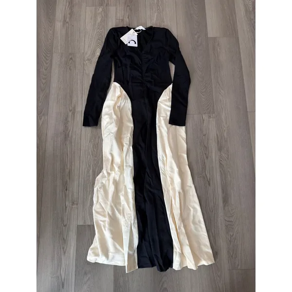 Commense Elegant Contrast Black Cream V-Neck Panel Pleated Long Sleeve Maxi XS - Image 2