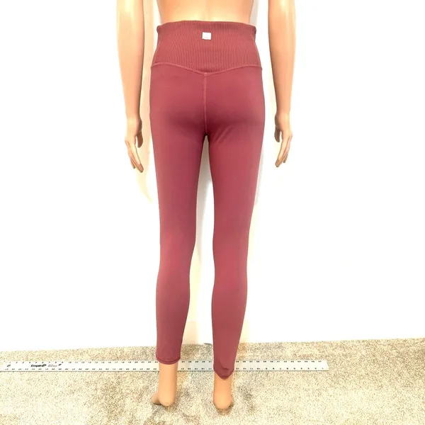 Vuori medium ribbed high rise athletic active leggings P2 3663 - Image 10