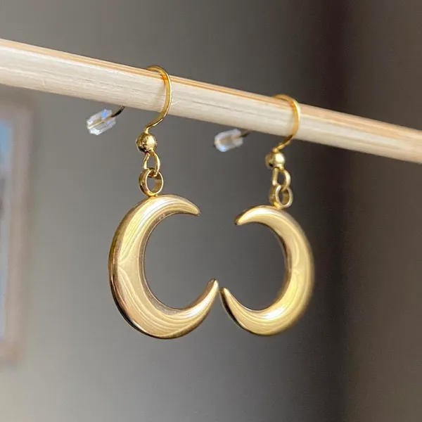 Handmade gold tone stainless steel moon simple earrings⭐️ - Image 3