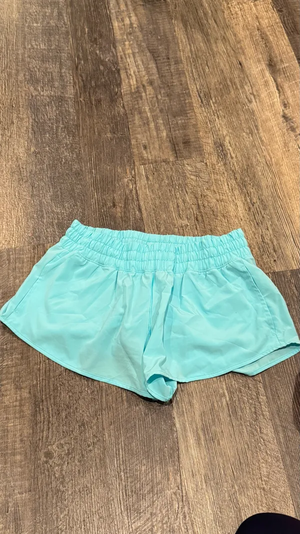 OFFLINE by Aerie Shorts - Image 2