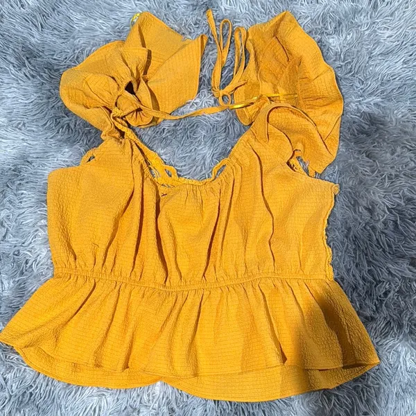 Milk & Honey Yellow Sleeveless Ruffled Peplum Blouse - Image 3