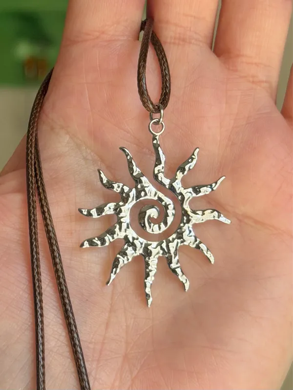 Handmade stainless steel sun boho retro vintage style necklace☀️ - Image 2