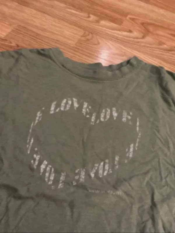 Aerie Olive Green Graphic Crewneck Tee Faded Heart “Love” Size Small - Image 6