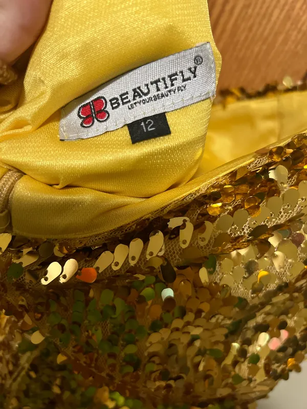 Beautifly Gold sequin gown - Image 9