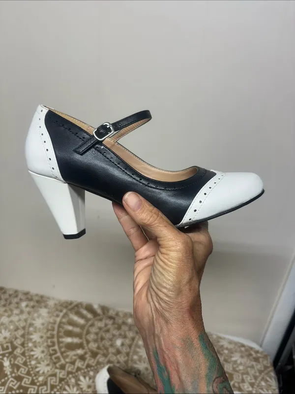 Black and White Mary Jane Block Heel Pumps - Image 3