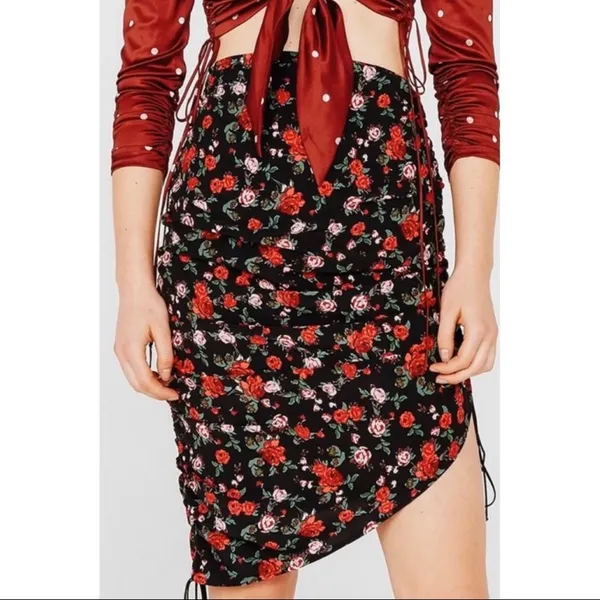 NWOT FOR LOVE & LEMONS Molly Skirt Floral Rose Ruched - Image 11