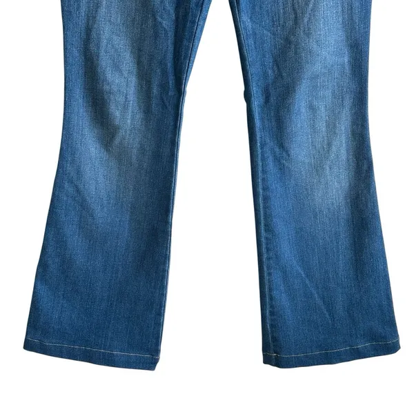 SPANX Flare Jeans Sz L shape EveryWear Vintage Indigo Pull On Stretch - Image 7
