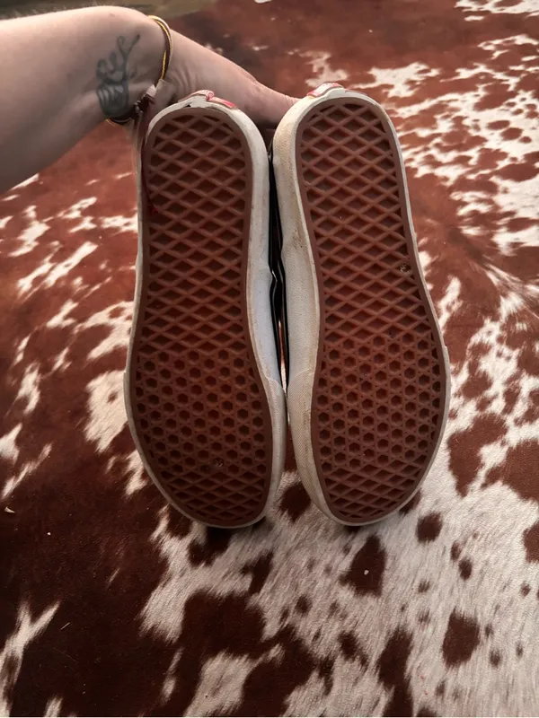 Vans‎ Women's leopard Print Slip-On Sneakers - Brown/Black, fuzzy insole - Image 5