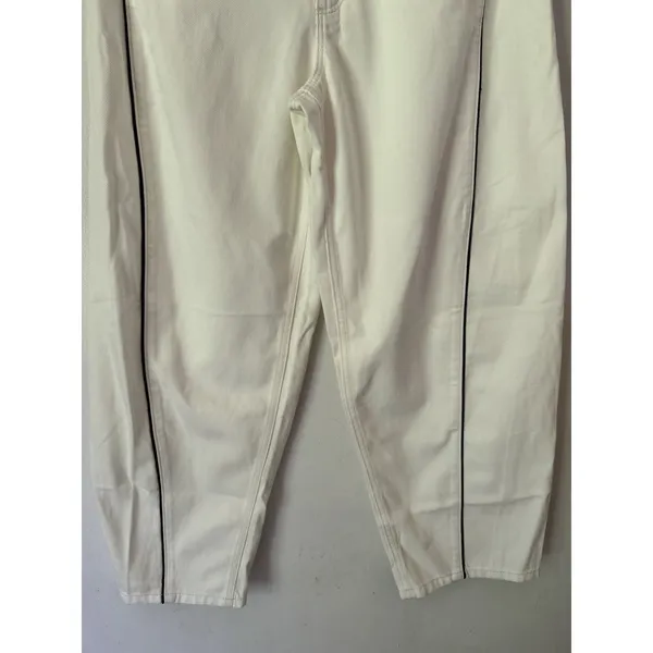 NWOT Rivete White Piped Barrel Leg Jeans Women’s Size 32 - Image 5