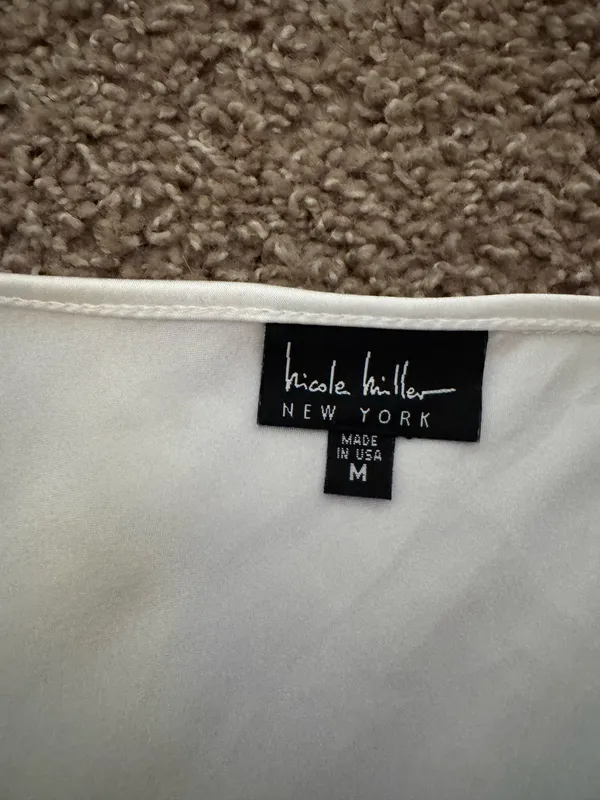 White blouse Size M - Image 2