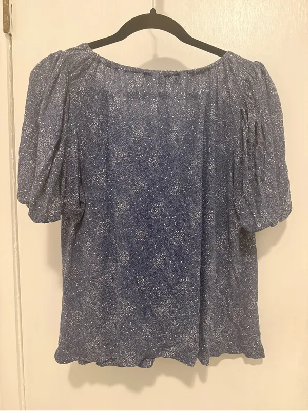 LOFT Blue Paisley Puff Sleeve Split Neck Rayon Top Women size L - Image 2