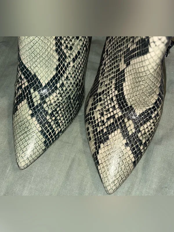 Nine West Snake Print Leather Ankle Boots Size 9M Pointed Toe Stiletto Heel - Image 8