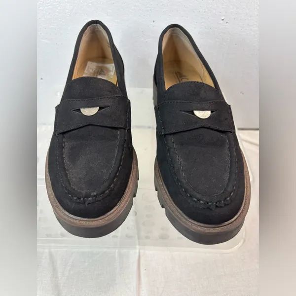 Cliffs by WHITE MOUNTAIN 7.5 Chunky Heel Lug Sole Black Faux Suede Loafers - Image 3
