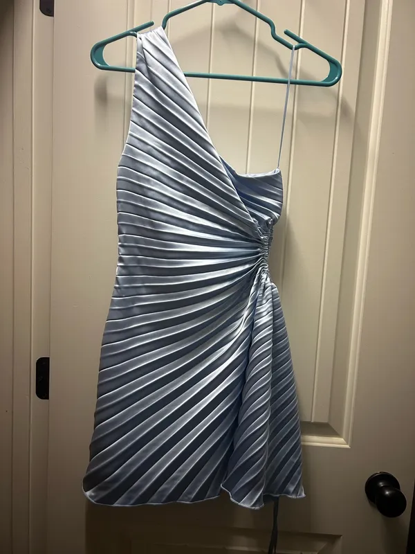 Baby blue pleated dress - Image 3