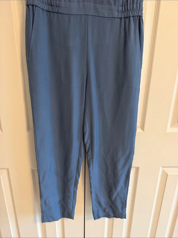 J.Crew Women’s Size 4 Blue Sleeveless V-Neck Jumpsuit - Image 3