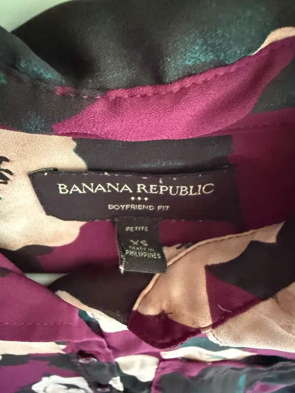 Banana Republic button-down - Image 2