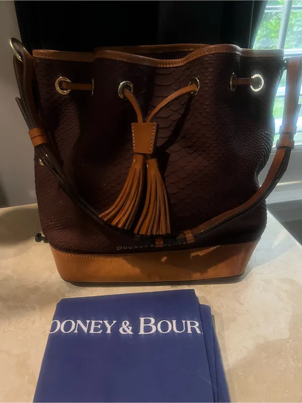 Dooney & Bourke Bag Python Embossed Leather Drawstring Saddle Brown Retail $348 - Image 4