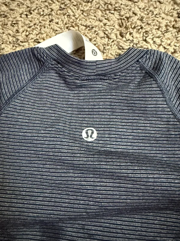 Lululemon Swiftly Tech Cropped Short-Sleeve Shirt 2.0 - Image 6