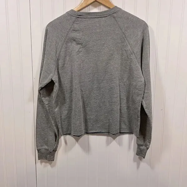 Anthropologie long sleeve graphic top - Image 4