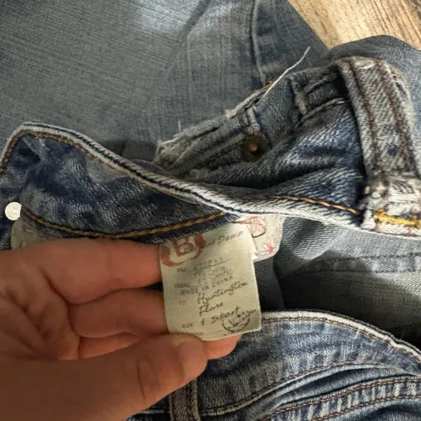 Y2K B Huntington blue bootcut jeans with‎ distressed details - Image 3