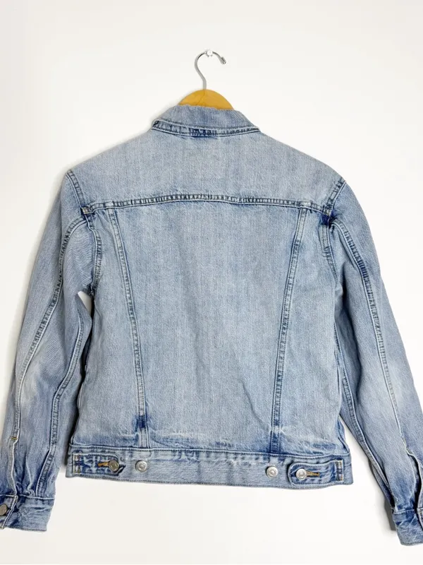 Levi’s Premium Light Wash Denim Trucker Jacket XS Cotton Women’s - Image 2