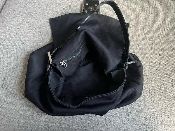 Fendi Vintage mamma baguette neoprene black shoulder bag - Image 16