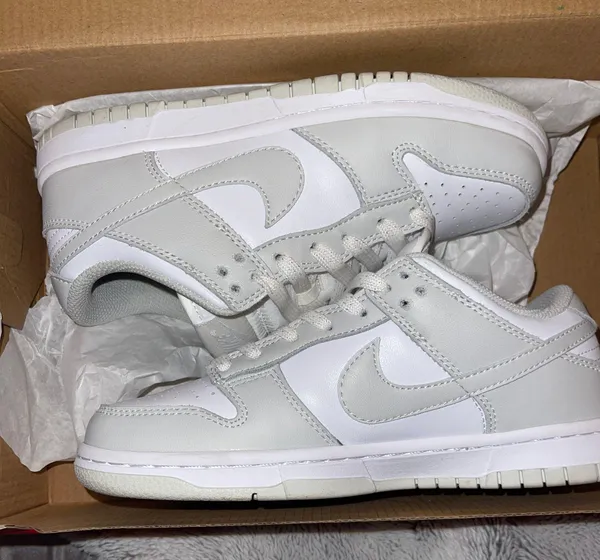 Nike Dunks - Image 2
