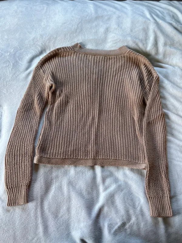 Time & Tru Cute Fall Sweater - Image 2