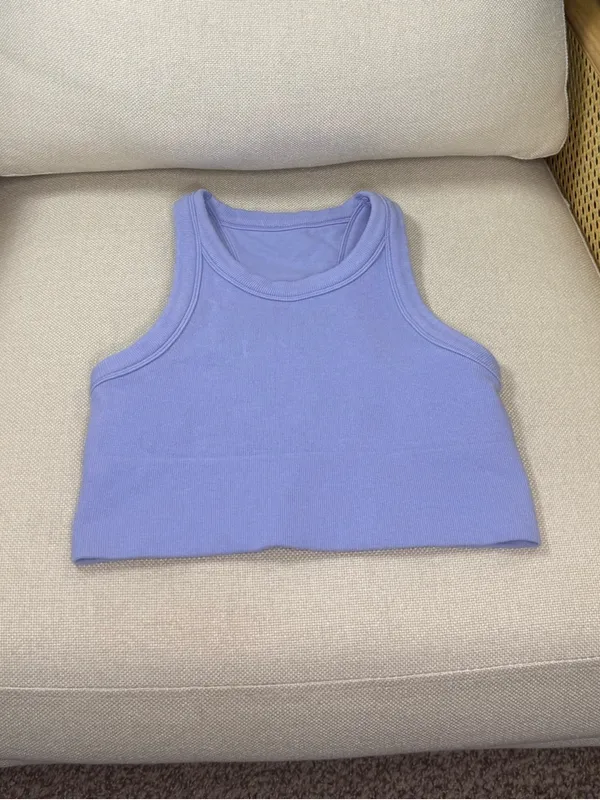 Alo Yoga Seamless Delight High Neck Tank Best for size small - Image 3