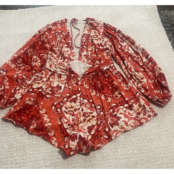Free People Red Cream Floral V-Neck Long Balloon Sleeve Romper S Rayon - Image 13