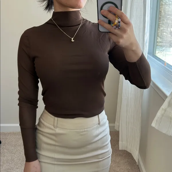 Espresso mock neck top. Xs/S Brown - Image 5