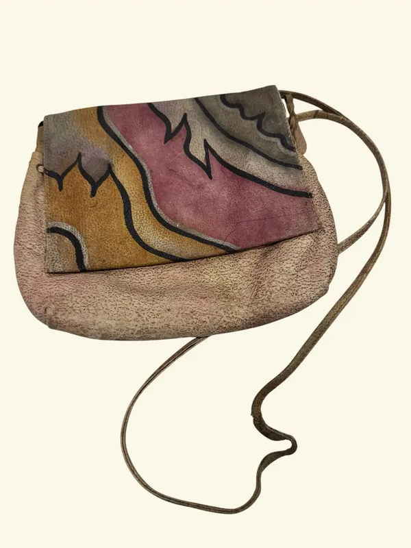 Magnifique Vintage Abstract Hand Painted Genuine Leather Flap Crossbody Bag - Image 4