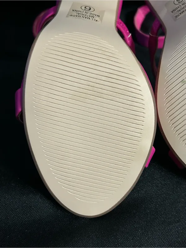 Delicious Women’s Estella Hot Pink Strappy Ankle-Heel Sandals SZ 6 BNIB - Image 12
