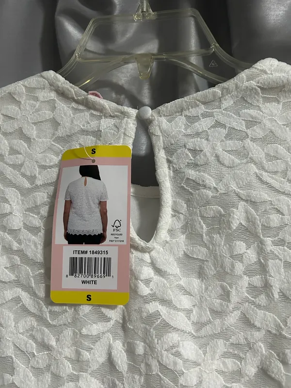 Women's White Lace Short Sleeve Blouse - Image 6