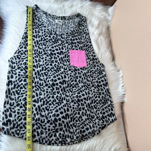 Victoria's Secret Pink Gray Animal Cheetah Pocket Tunic Tank Top Shirt Small - Image 6