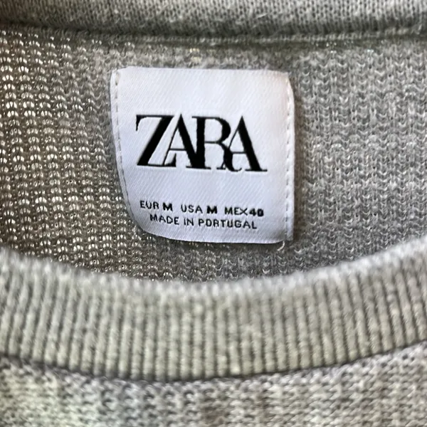 Zara top size medium - Image 3