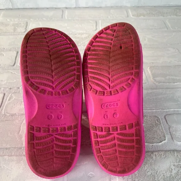 Crocs Classic Sandals Womens 7 Men 5 Pink Charms Two Double Strap Bright Comfort - Image 13